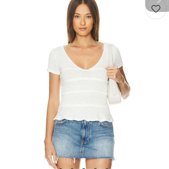 Free People “Krystal Tee in Ivory” textured V-neck crop top w cap sleeves sz Lg - Picture 1 of 14